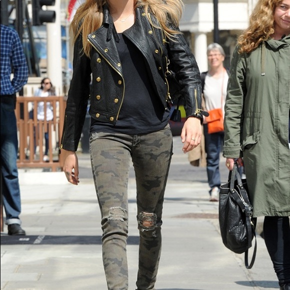 ISO Rocker Look - Picture 2 of 3